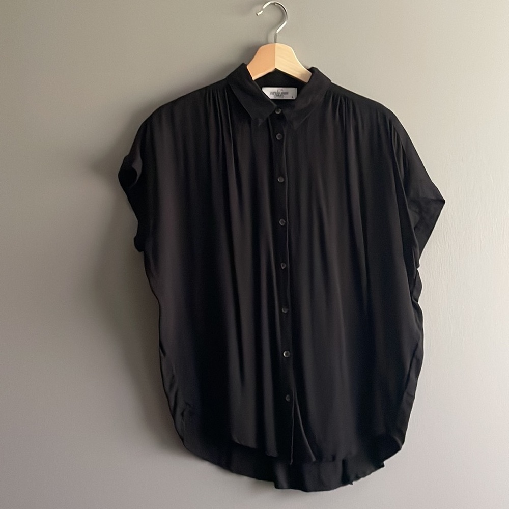 Carly Jean Los Angeles Black Draped Button-Front Blouse